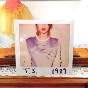 Brand New Taylor Swift 1989 Vinyl LP